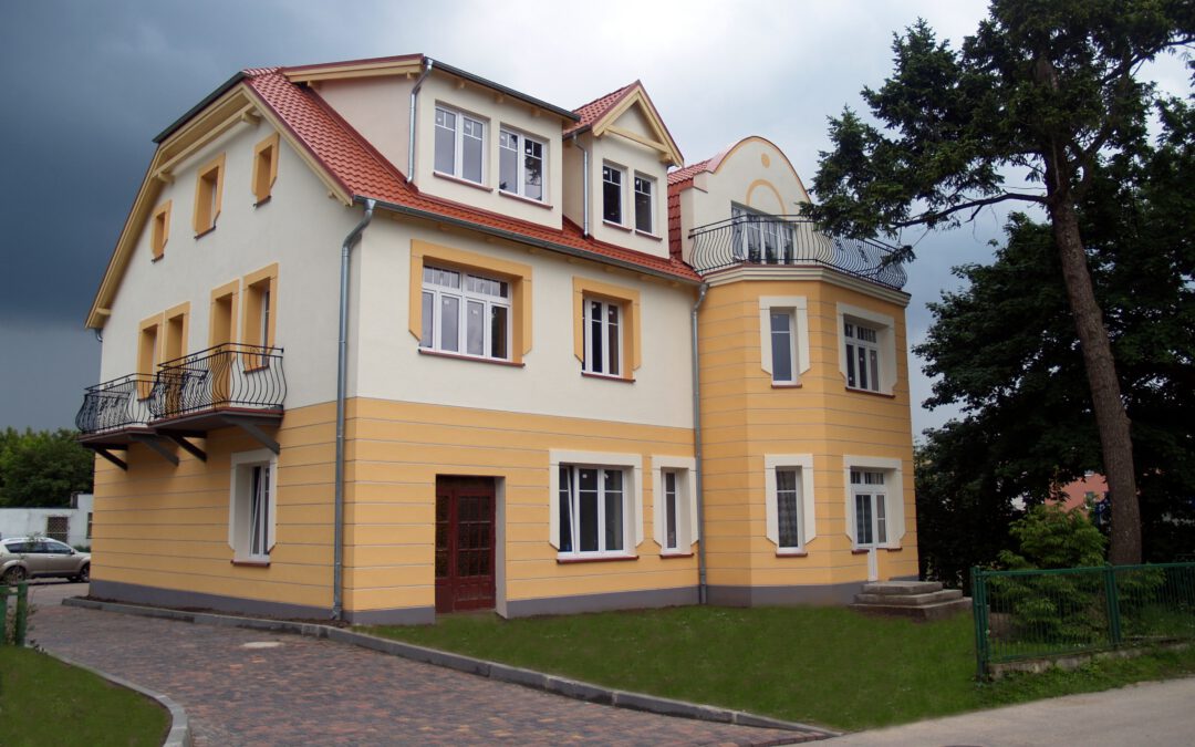 2009 – Rewal budynek socjalny